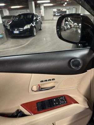 Lexus RX 450h - SUV - Baterie Hibrida Noua - imagine 12 Lexus RX 450h - SUV - Baterie Hibrida Noua - imagine 12