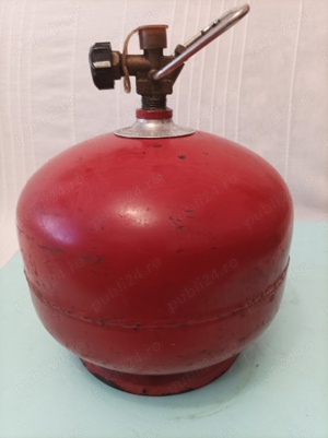 Butelie pt.voiaj cu gpl sau pt. diverse lucrari gospodaresti sau construcgtii