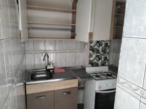 Închiriez apartament 1 camera, balcon, în Botoșani 1000 lei + garanție - imagine 5