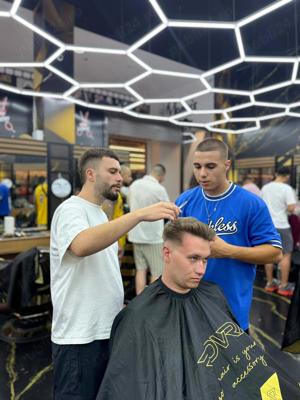 curs frizer barber             - imagine 2