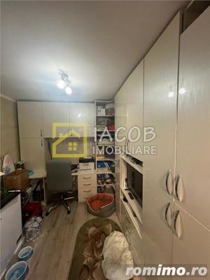 Apartament 3 camere, Zona Miorita   Curtea de Apel Bacau - imagine 4