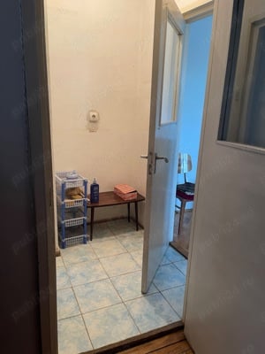 Apartament in vecinătatea Liceului  teoretic "Silviu Dragomir" Ilia - imagine 5