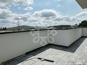 Apartament cu 2 camere tip penthouse de vanzare in Baile Felix - imagine 2