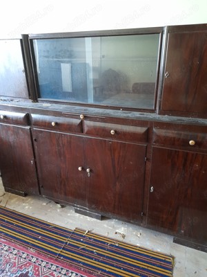 Mobila veche interbelica din lemn masiv pentru sufragerie