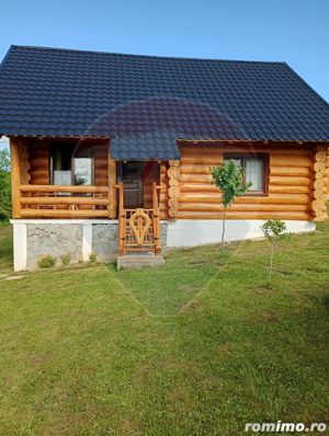 Vanzare 2 cabane de agroturism la 15km de Pestera Scarisoara - imagine 16