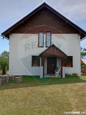 Vanzare 2 cabane de agroturism la 15km de Pestera Scarisoara - imagine 4