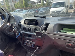 Vând sprinter 2006 motor 2.7  - imagine 2