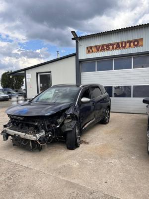 Dezmembram Peugeot 5008 din 2017 motor 2.0 BlueHDi 181CP cod motor AH01 - imagine 6