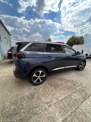 Dezmembram Peugeot 5008 din 2017 motor 2.0 BlueHDi 181CP cod motor AH01 - imagine 2