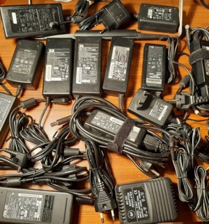 Alimentator, incarcator Lii600 - imagine 2