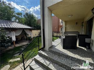 Zona Primarie Mogosoaia | Complex de case cu bariera | Curte cu foisor - imagine 10