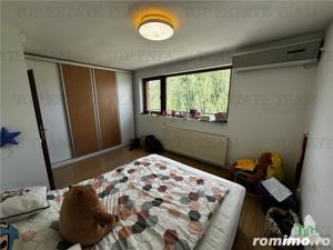 Zona Primarie Mogosoaia | Complex de case cu bariera | Curte cu foisor - imagine 17