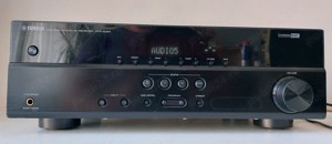 Yamaha HTR 2064 amplificator 4K 3D HDMI receiver 5.1 arta filme muzica