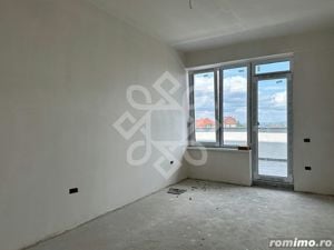 Apartament cu 2 camere tip penthouse de vanzare in Baile Felix - imagine 4