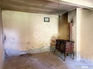 Casa renovabila cu teren 4317 mp de vanzare in Sauaieu, Bihor - imagine 5