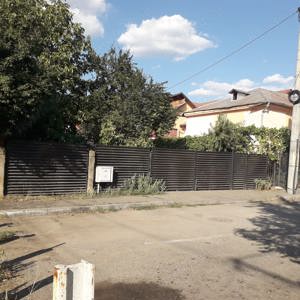 Vand teren si casa in Targu Jiu,strada Dobrogeanu Gherea,nr.21 - imagine 8