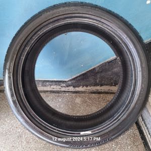Vând 1 – 3 anvelope vară Bridgestone Potenza, 215/40/R17, 87V, puse din fabrică