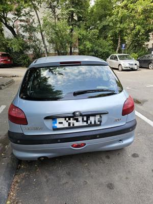 Peugeot 206 1.6 16v benzina, navigație, camera marșarier - imagine 3
