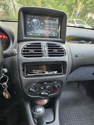 Peugeot 206 1.6 16v benzina, navigație, camera marșarier - imagine 8