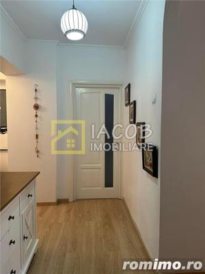 Apartament 4 camere decomandate, ultracentral, Bacau - imagine 16