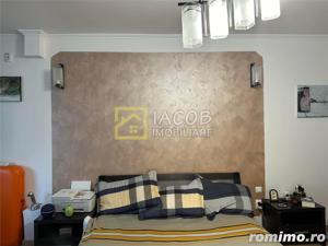 Apartament 4 camere decomandate, ultracentral, Bacau - imagine 2