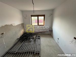 Casa ''la gri'' P+M, Dumbrava -Itesti, jud Bacau - imagine 18