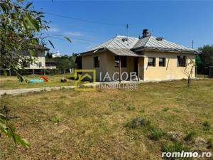 Casa parter (caramida) cu anexa (BCA) pe un teren 1180 mp, sat Strugari, jud Bacau