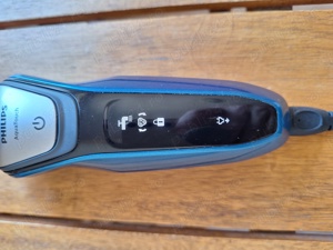 Vând Aparat de bărbierit Philips electric umed şi uscat S5420 06 - imagine 2