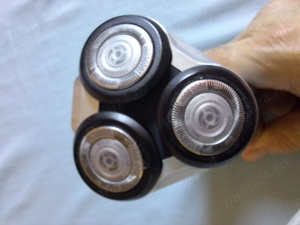 Vând Aparat de bărbierit Philips electric umed şi uscat S5420 06 - imagine 4