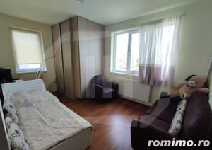 Apartament 3 camere, parcare, zona Vivo - imagine 2