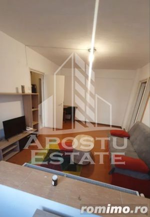 Apartament ultracentral cu 2 camere semidecomandat - imagine 3