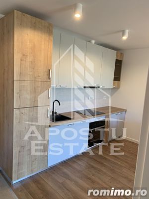 Apartament cu 2 camere in zona Soarelui - prima inchiriere! - imagine 4