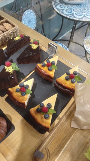 Angajam personal locatie coffee 2go bakery