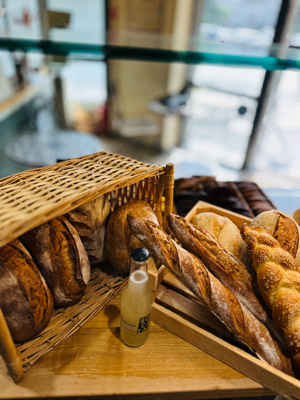 Angajam personal locatie coffee 2go bakery - imagine 2