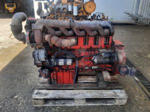 Vand motoare pentru excavatoare  - imagine 8