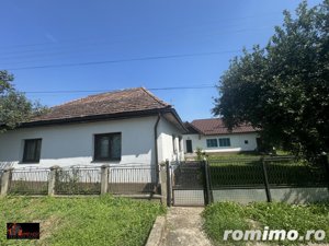 Casă cu loft + Casă tradițională și livadă - Năpradea, Sălaj - imagine 2