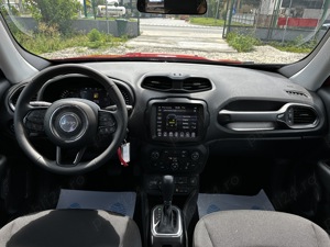 Jeep Renegade 1.3T 4xe AT6 PHEV Altitude  - imagine 8