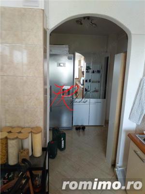 Vanzare apartament 3 camere Iancului, cu centrala termica - imagine 11