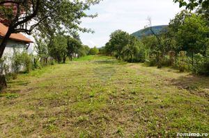 Casă / Vilă cu 3 camere de vânzare în zona Central - imagine 2