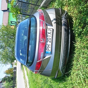 honda civic 1,4 benzina 6 viteze 2006 - imagine 4