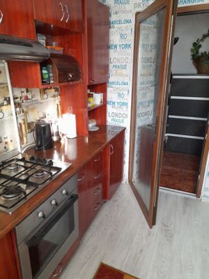 Apartament de vânzare Otelu Roșu  - imagine 3