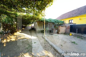 Casă individuală cu teren de 484 mp - zona Calea Poplăcii - imagine 16