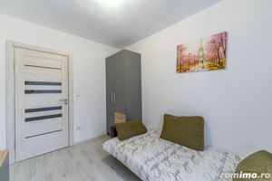 Apartament 3 camere modern in Intim - imagine 5