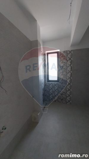 Apartament 2 camere de vanzare pe Bld. Mamaia Constanta - imagine 7