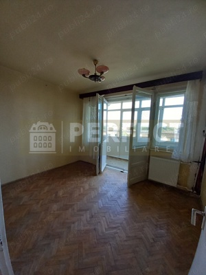 Apartament 3 camere, et 5 8 Bdul Republicii - 55000 euro - imagine 2