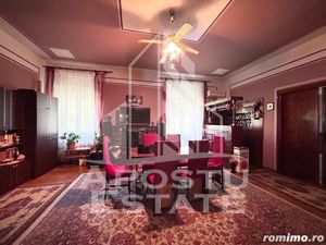 Apartament 4 camere, etajul 1 cu acoperisul reabilitat in Piata Maria. - imagine 2