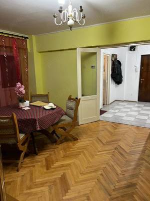 Vând apartament 2 camere, Carpați 2 - imagine 2