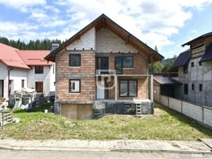 Casa "rosu+" in Gura Humorului | Bucovina