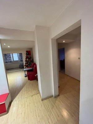 Vând apartament 3 camere central  - imagine 9