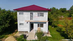 Casă/Vilă la Cheie, 5 Camere 600mp teren de Vânzare, Tomești-Chicerea - imagine 9